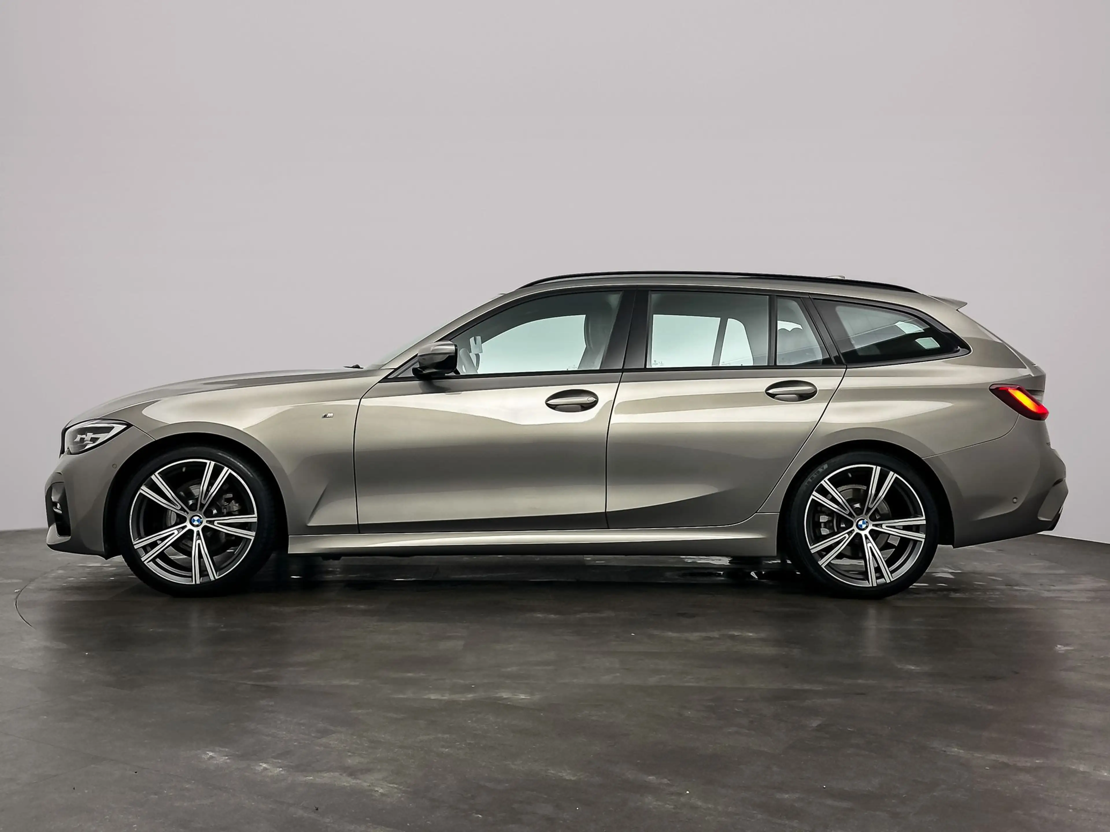 BMW 318 3-serie Touring 318i Executive Edition | Model M S — photo 8