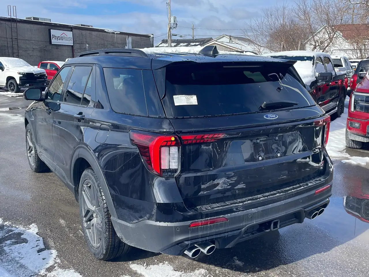 Ford Explorer снимка Ford Explorer