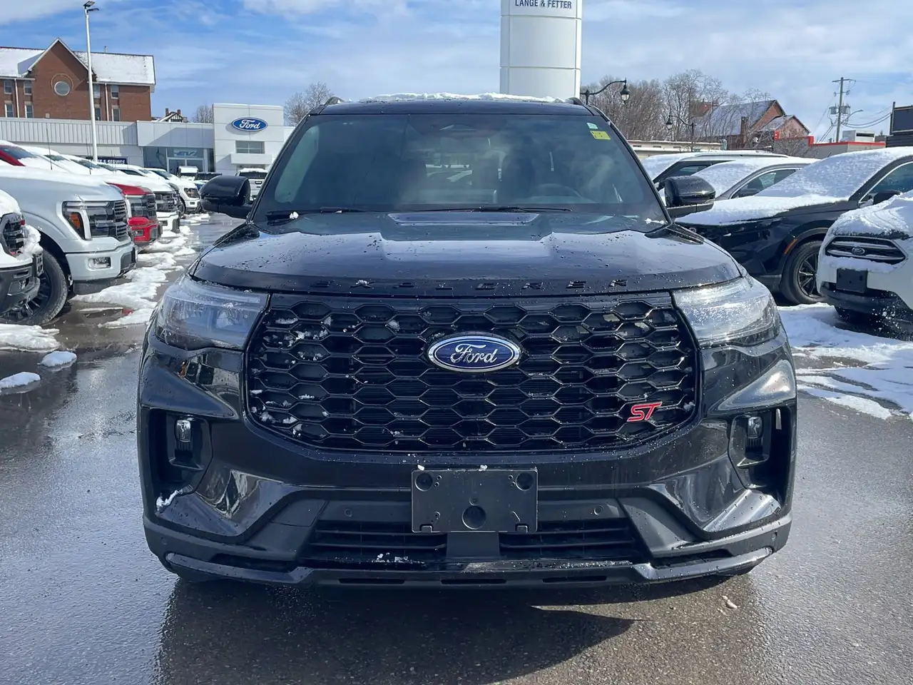 Ford Explorer снимка Ford Explorer