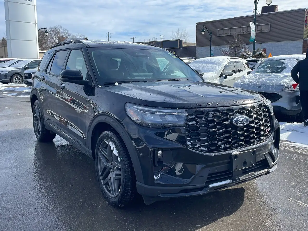 Ford Explorer снимка Ford Explorer