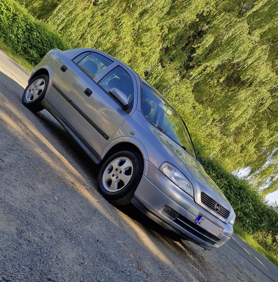 Opel Astra 1.4i XE 16v Edition 2000 Bleu - 1