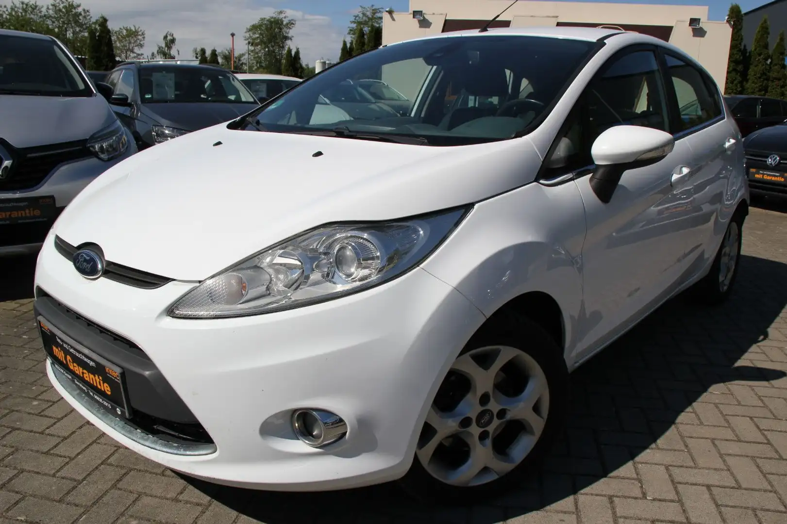 Ford Fiesta Titanium 1,4 TDCI Klima/Sitzhz/Allwetter Bianco - 2
