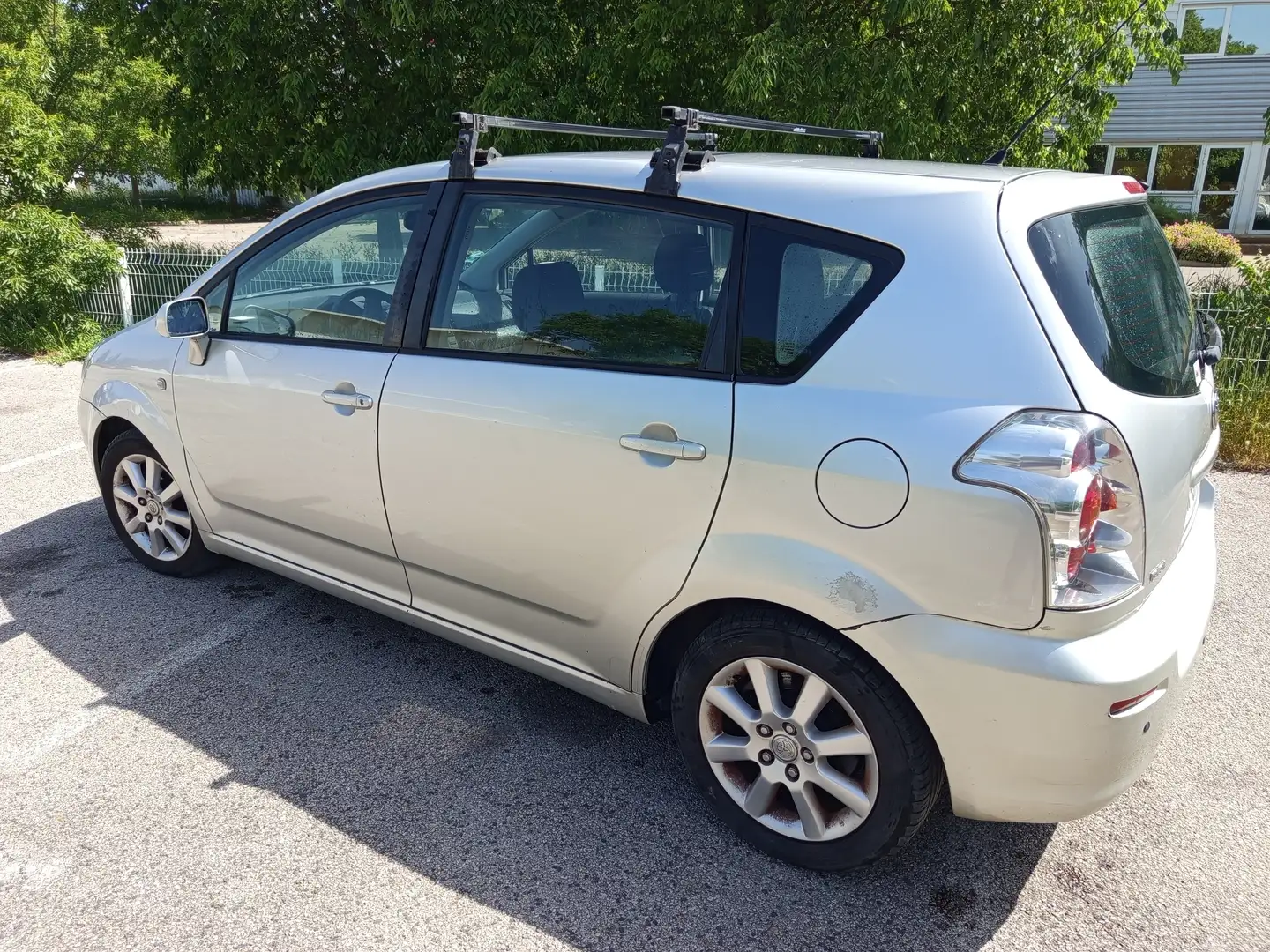 Toyota Corolla Verso Corolla Verso 136 D-4D 5pl Linéa Terra Beige - 2