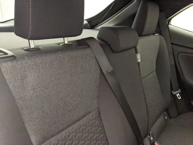 Toyota Yaris Cross view 8