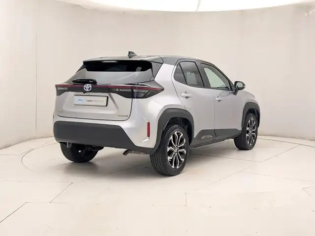 Toyota Yaris Cross view 4