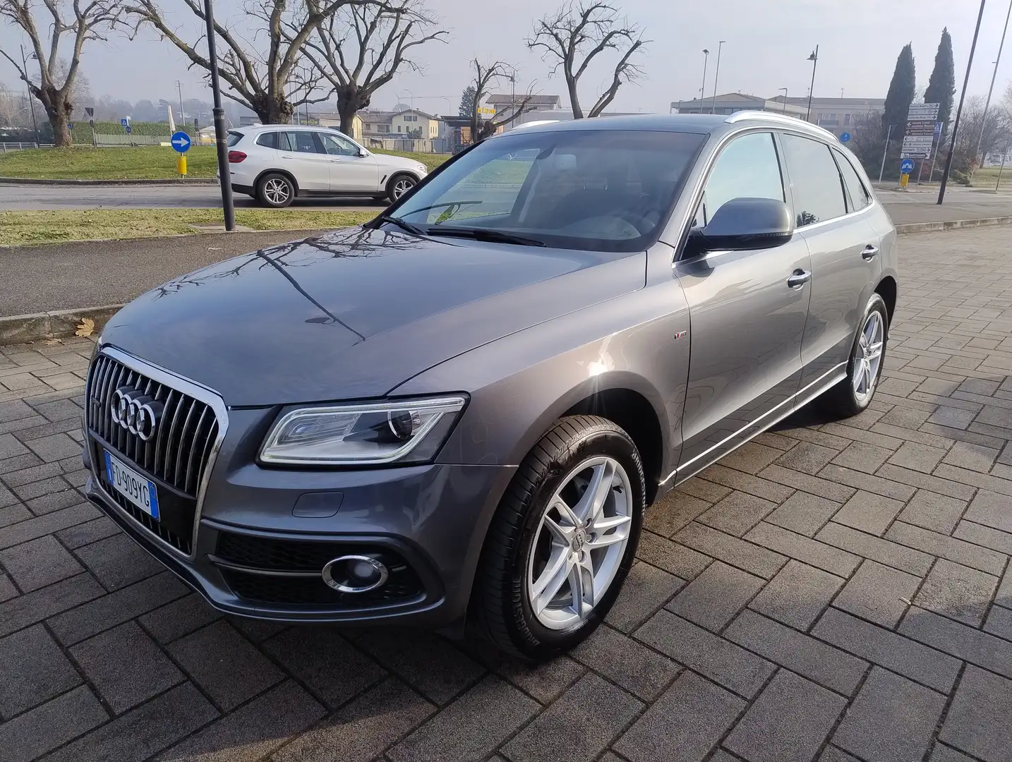 Audi Q5 2.0 tdi Adv Plus quattro 190cv s-tron my17 S-LINE Grigio - 1