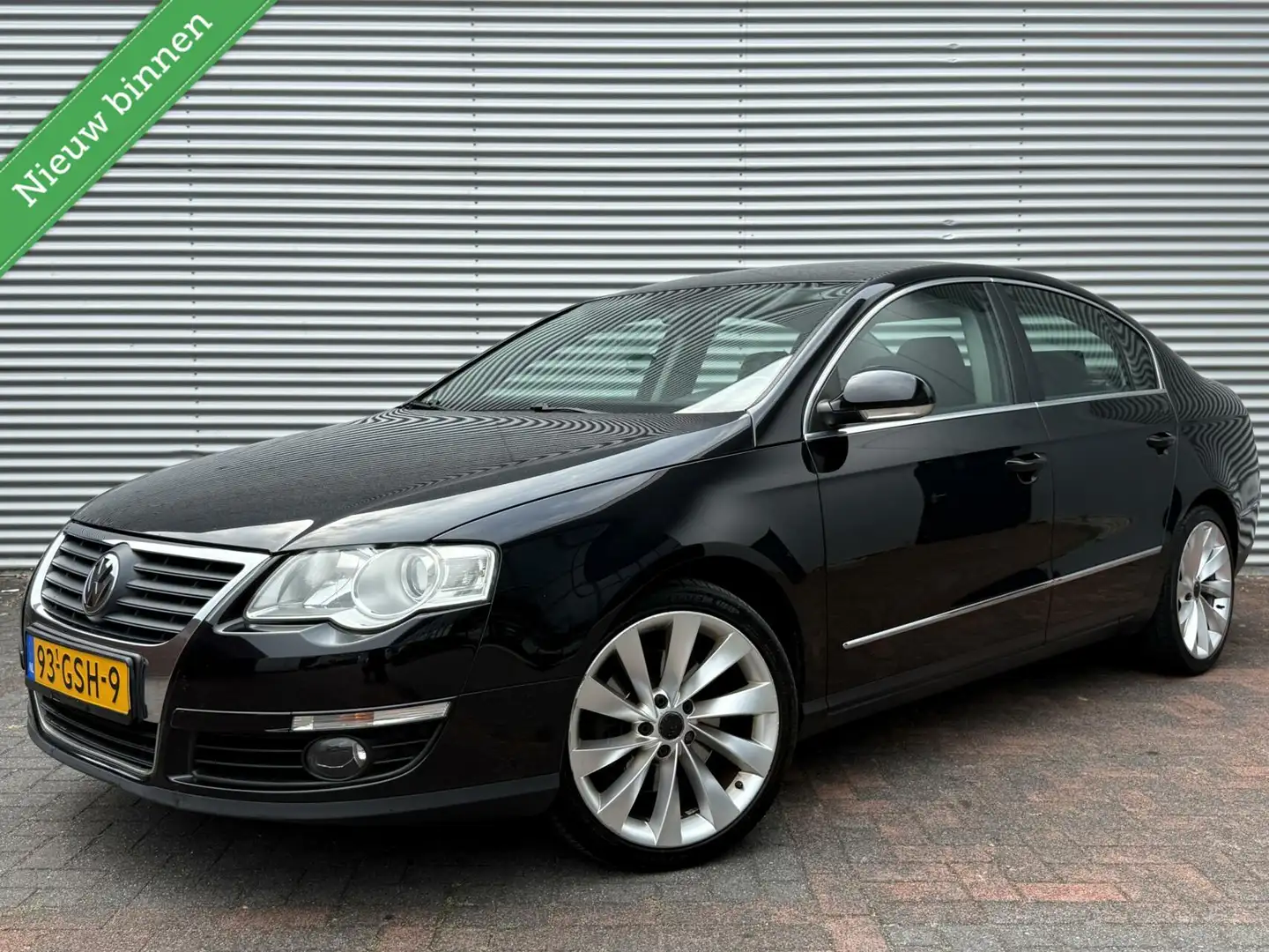 Volkswagen Passat 1.8 TFSI Trendline nl auto airco cruise 08 mf stuu Zwart - 1