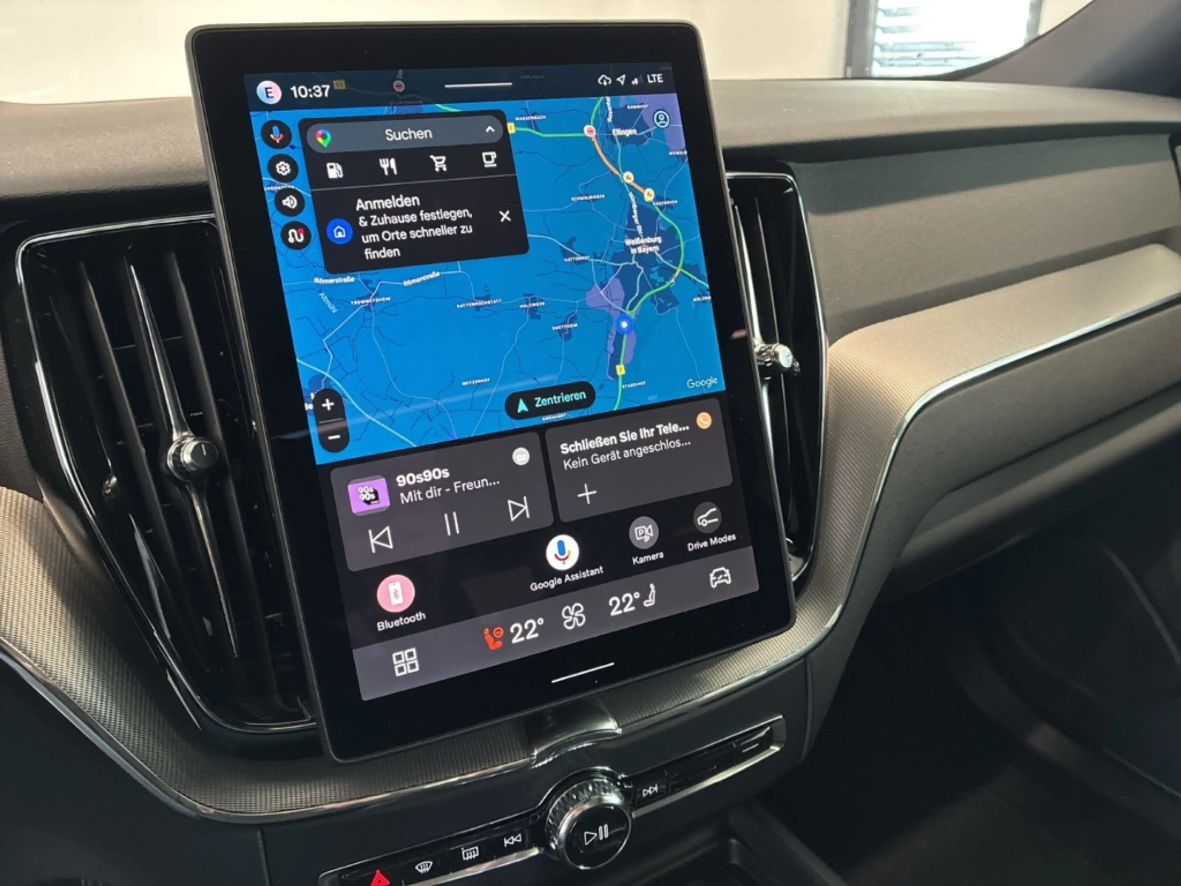 Volvo XC60 2.0 B5 MH AWD Black-Edition Plus AHK Harman Kardon — photo 14