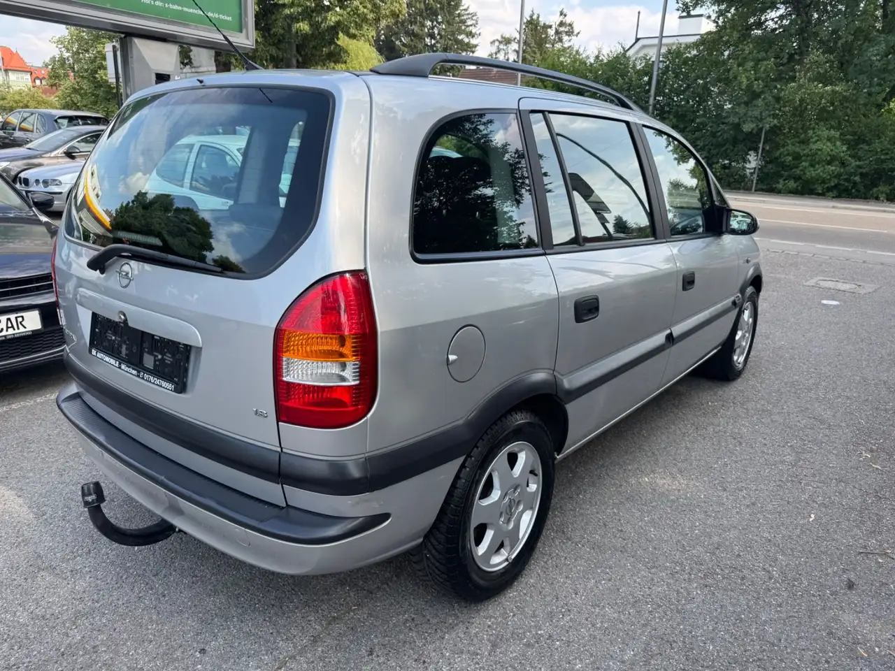 2002 Opel Zafira Elegance 1.8 / 7 Sitze Klima AHK 1 Hand, photograph 6