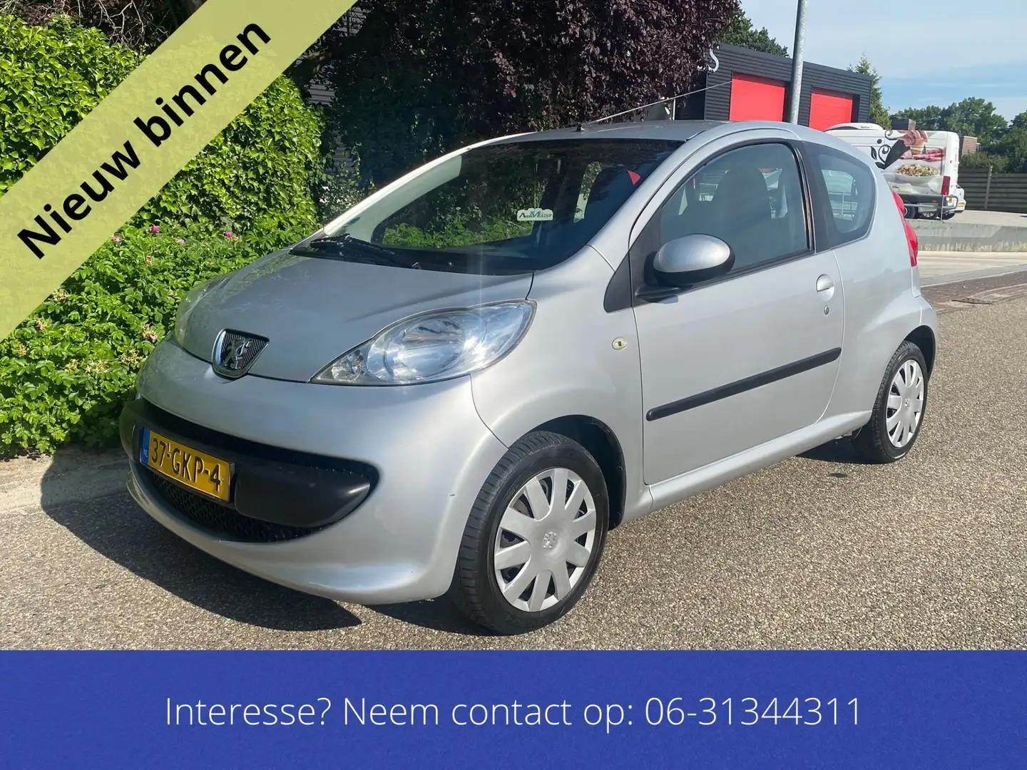 Peugeot 107 1.0-12V XS origineel Nederlands nette auto Grigio - 1