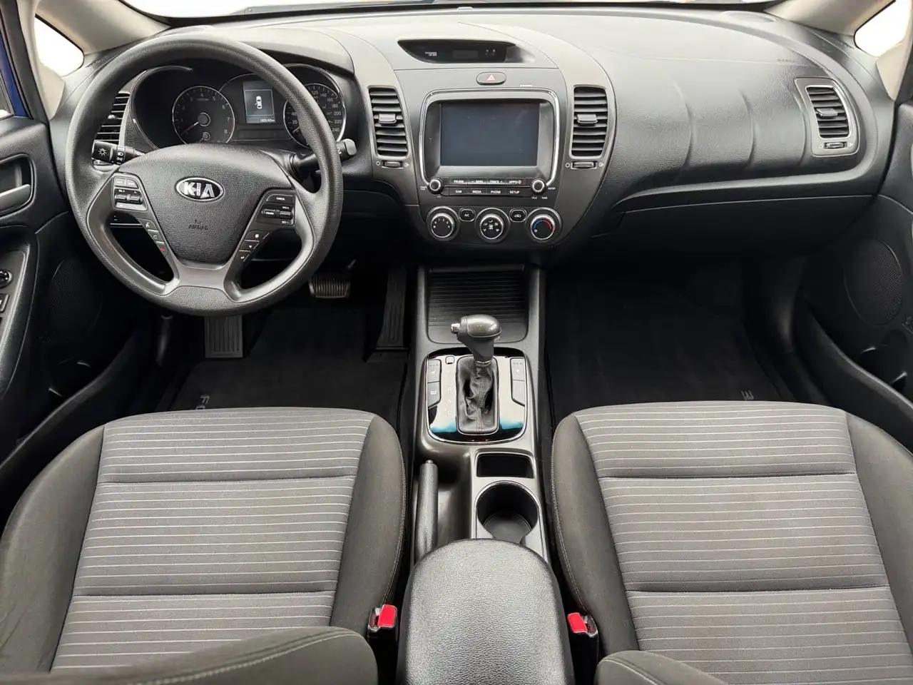 Kia Forte fotografie Kia Forte