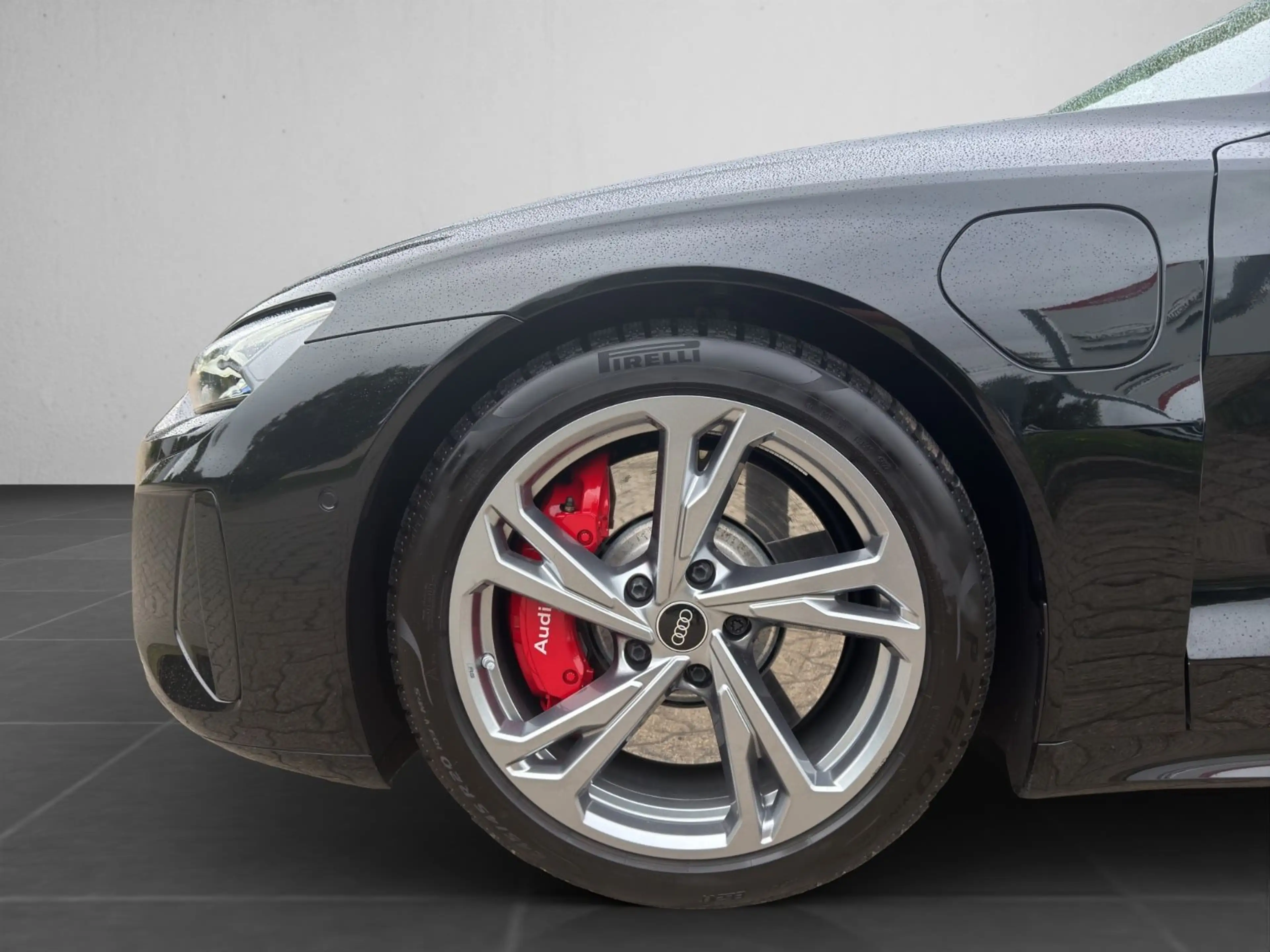 Audi e-tron GT RS quattro Black*Pano*360°*B&O*21" — photo 7