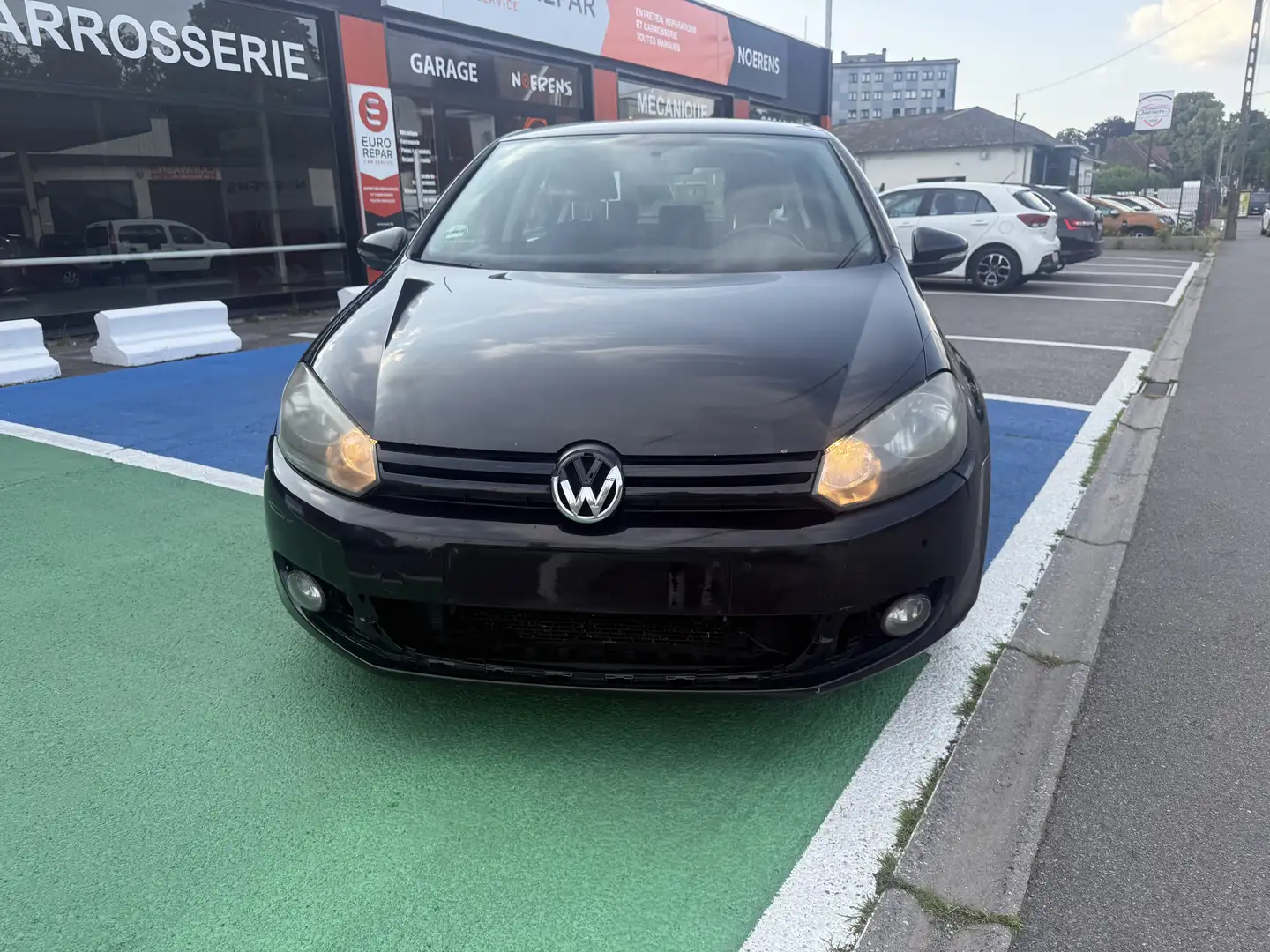 Volkswagen Golf 1.6 CR TDi Trendline DPF - 1