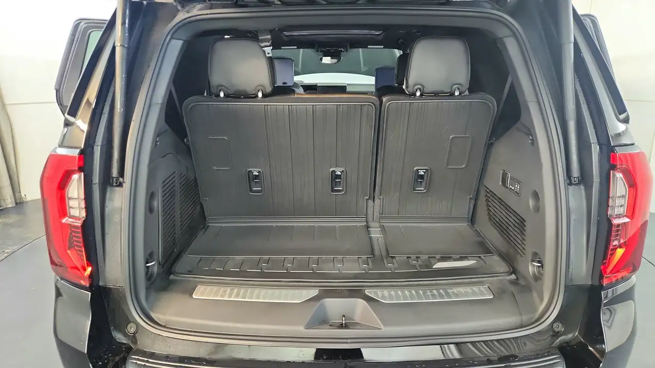 GMC Yukon снимка GMC Yukon