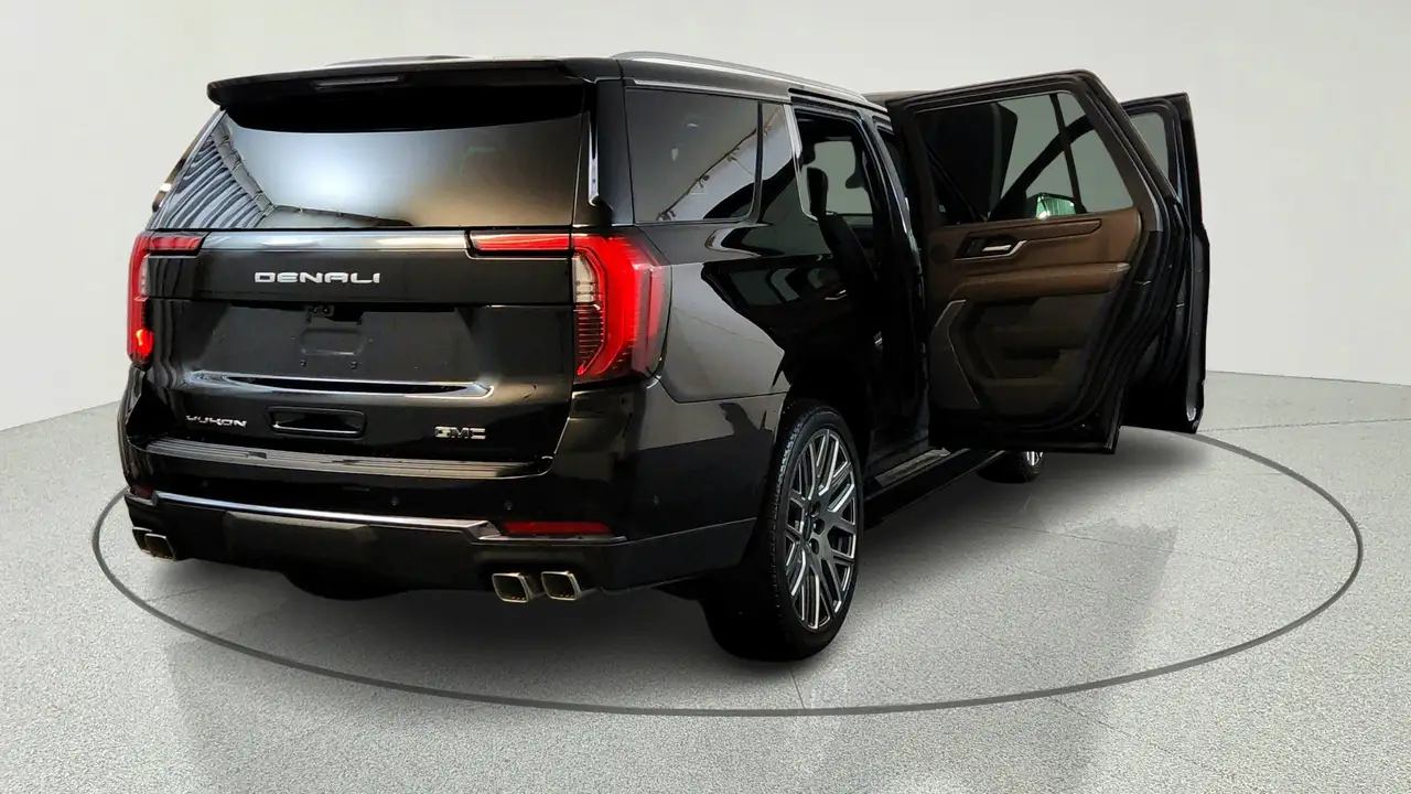 GMC Yukon снимка GMC Yukon