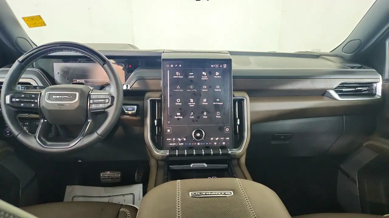 GMC Yukon снимка GMC Yukon
