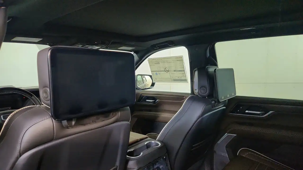 GMC Yukon снимка GMC Yukon