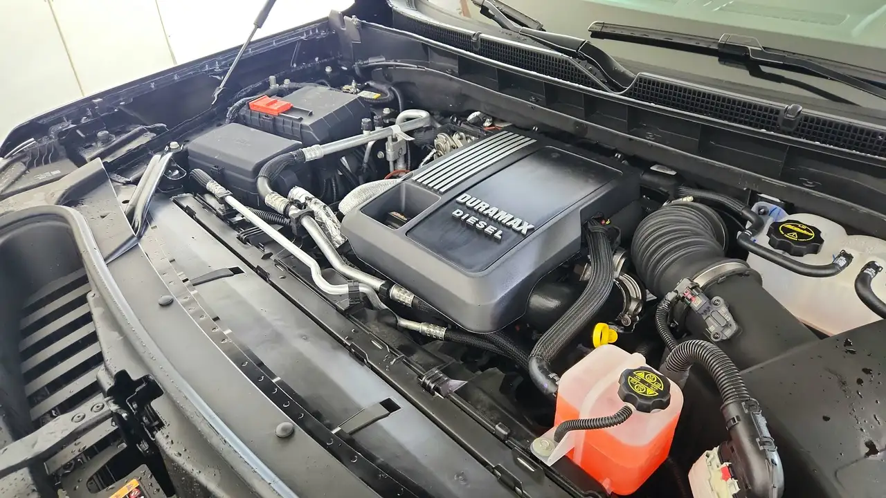 GMC Yukon снимка GMC Yukon