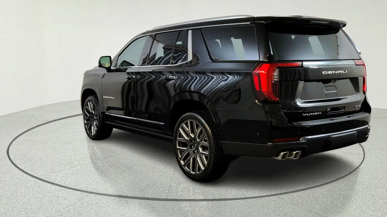 GMC Yukon снимка GMC Yukon