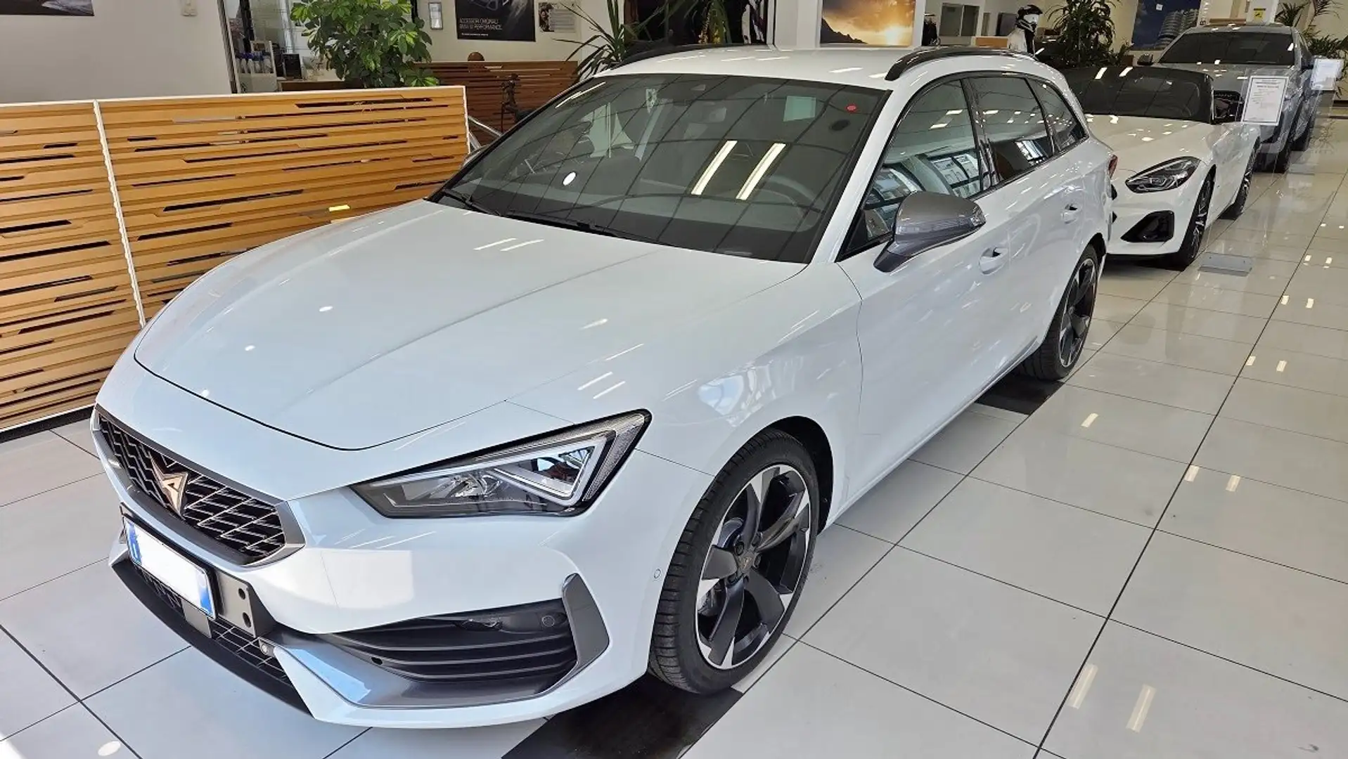 CUPRA Leon Sportstourer 2.0 tsi 190cv dsg Blanc - 1