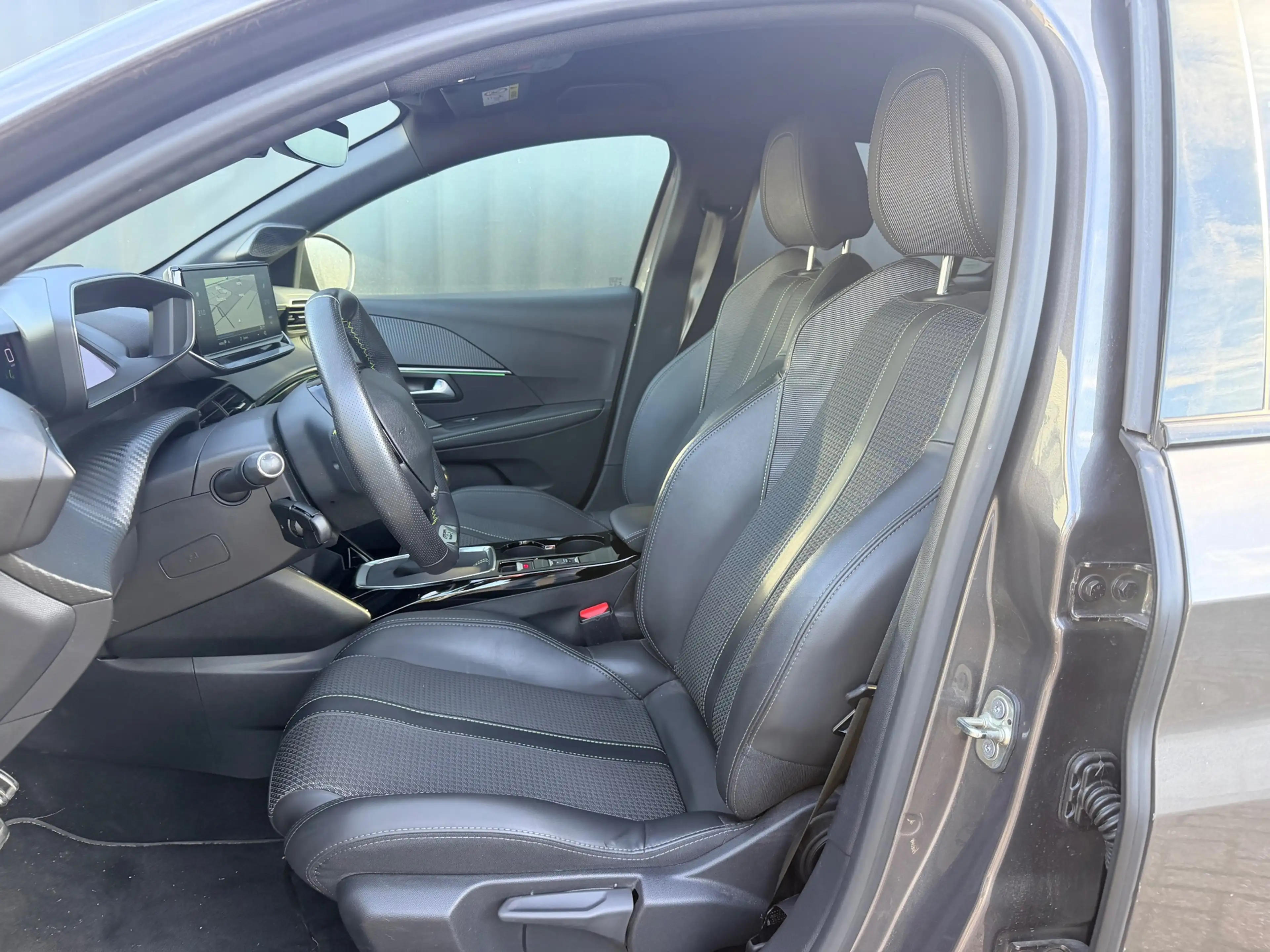Peugeot 208 1.2 PureTech GT 45dkm! 1 eigenaar — photo 3