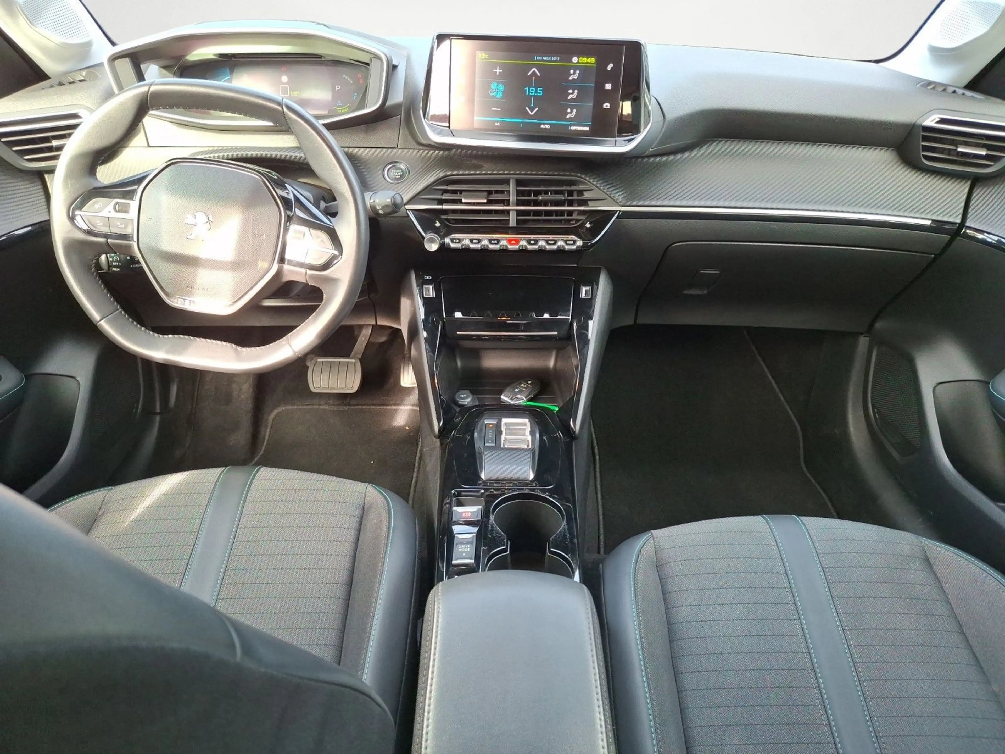 Peugeot e-208 136 Allure+ LED Scheinwerfer Bluetooth PDC — photo 13