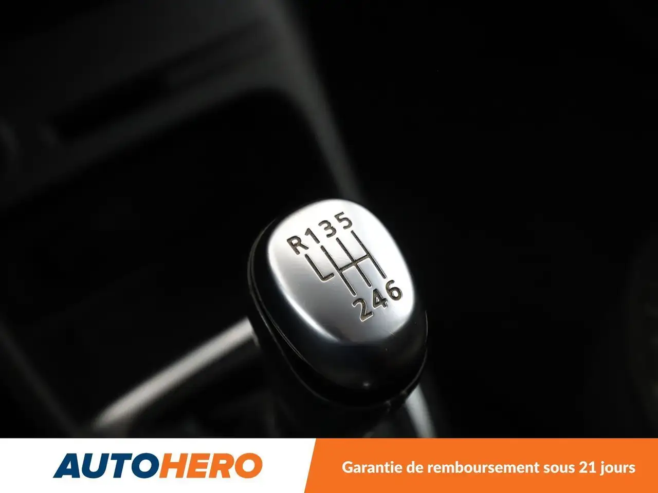 Renault Captur — photo 26