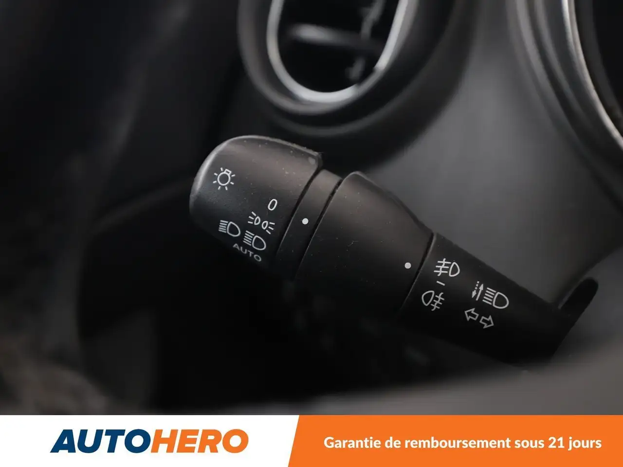 Renault Captur — photo 20