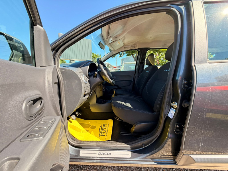 Dacia Lodgy Stepway*2.HD*Navi*Klima*TÜV NEU — photo 13