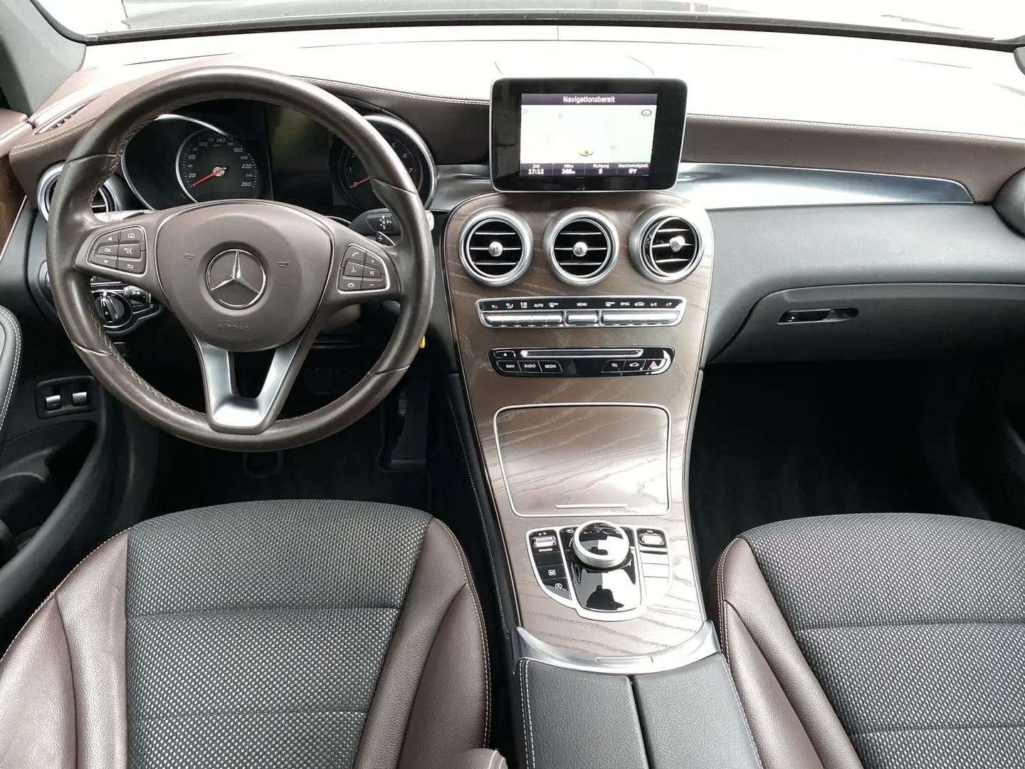 Mercedes-Benz GLC 250 4Matic Elegance AHK/NAVI/LED+/ParkA Noir - 2