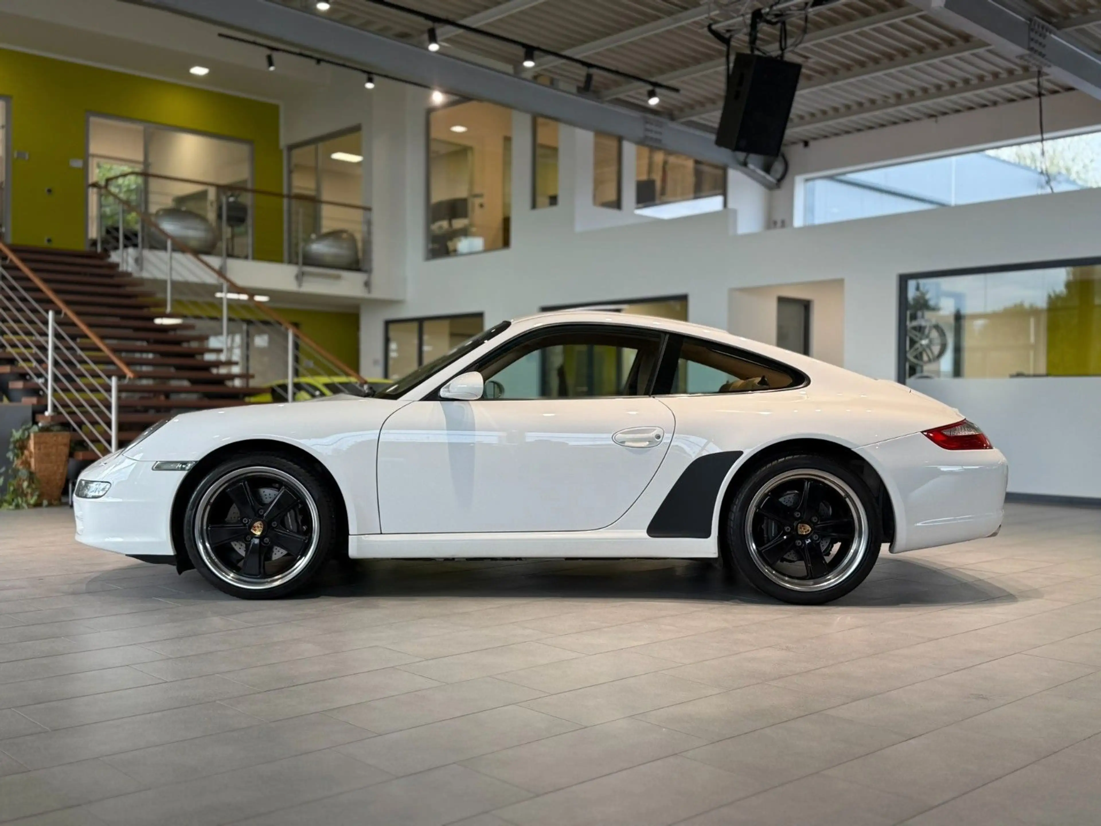 Porsche 997 911 Carrera Coupe*Leder*BOSE*Bi-Xenon* — photo 2