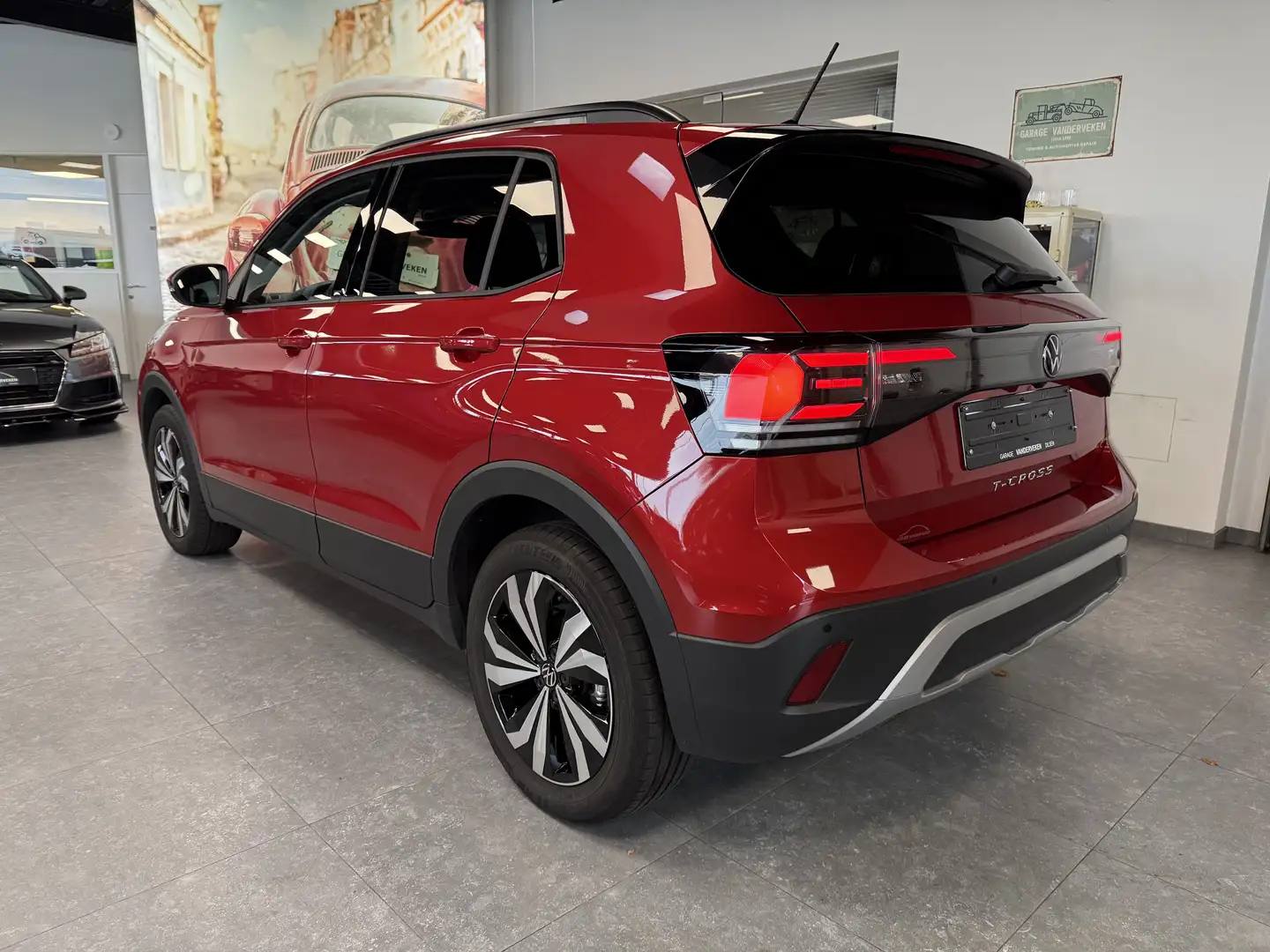 Volkswagen T-Cross T-Cross 1.0 TSI OPF DSG Style Rojo - 2