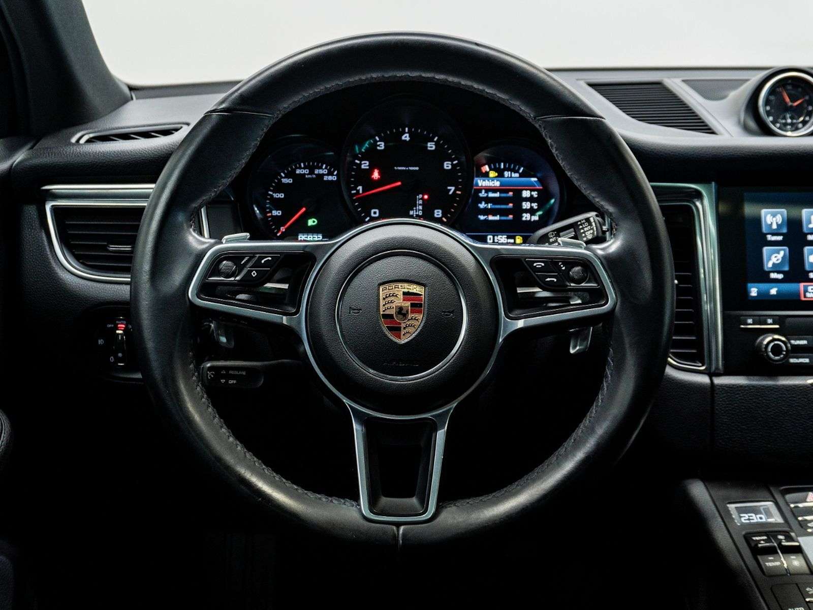 2018 Porsche Macan | No Major Accidents, Good Service History, All Wh thumb 15