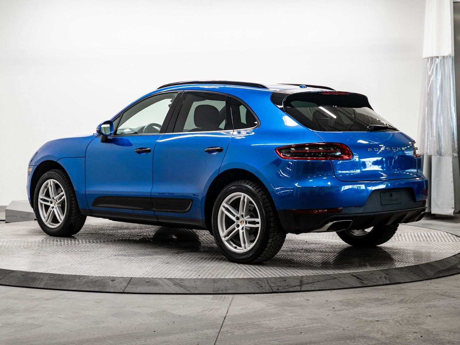 2018 Porsche Macan | No Major Accidents, Good Service History, All Wh alt 3