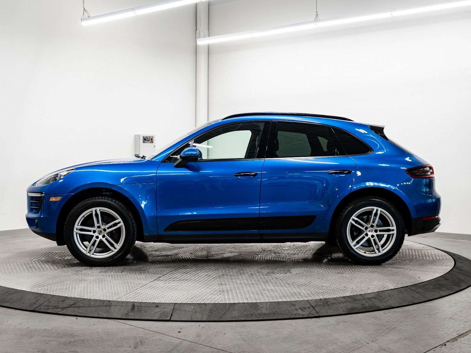 2018 Porsche Macan | No Major Accidents, Good Service History, All Wh alt 2