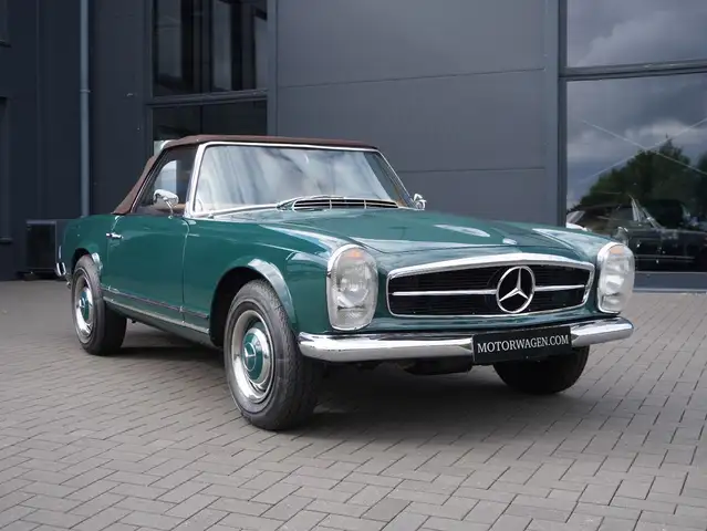 Mercedes-Benz 230 SL Pagode W 113