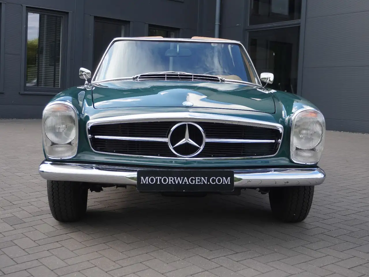Mercedes-Benz 230 SL Pagode W 113, foto 12