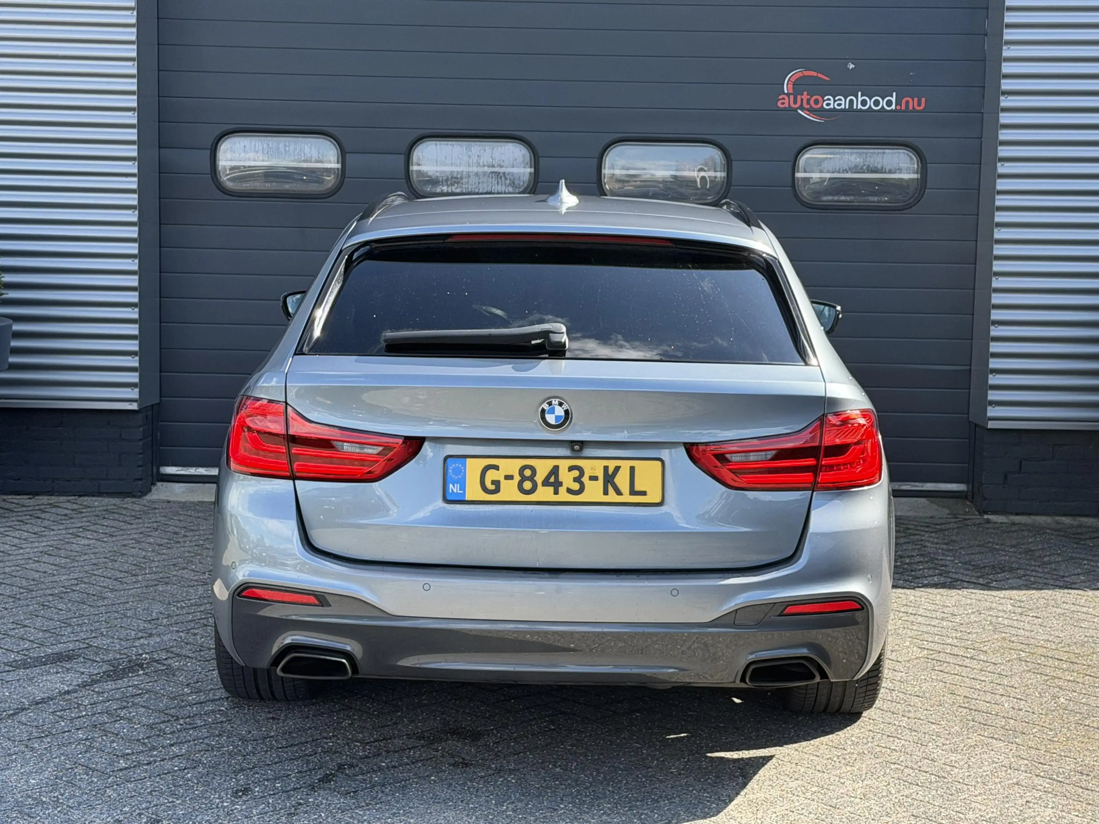BMW 530 5-serie Touring 530d High Executive M-Sport | 360* — photo 6