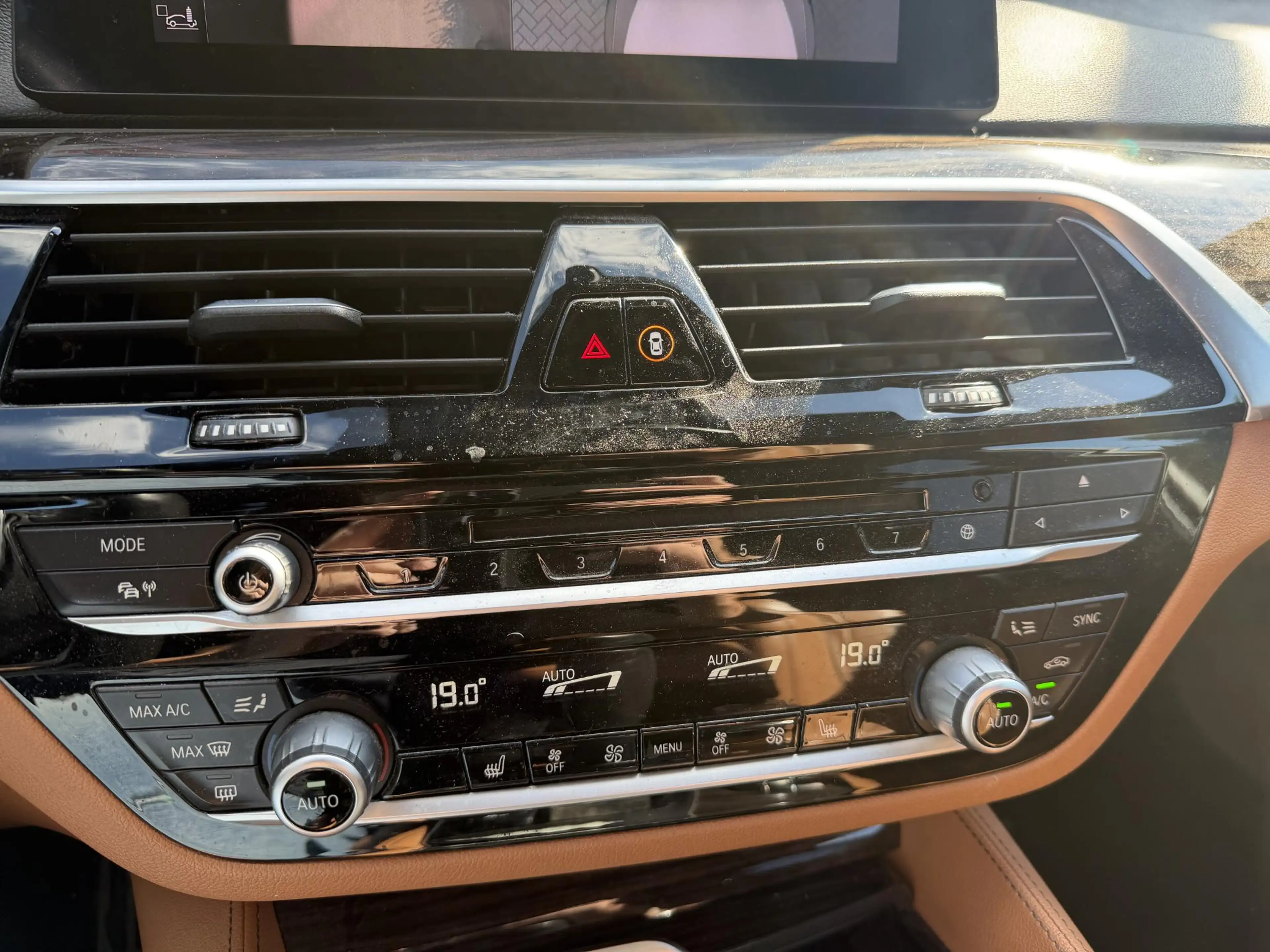 BMW 530 5-serie Touring 530d High Executive M-Sport | 360* — photo 17
