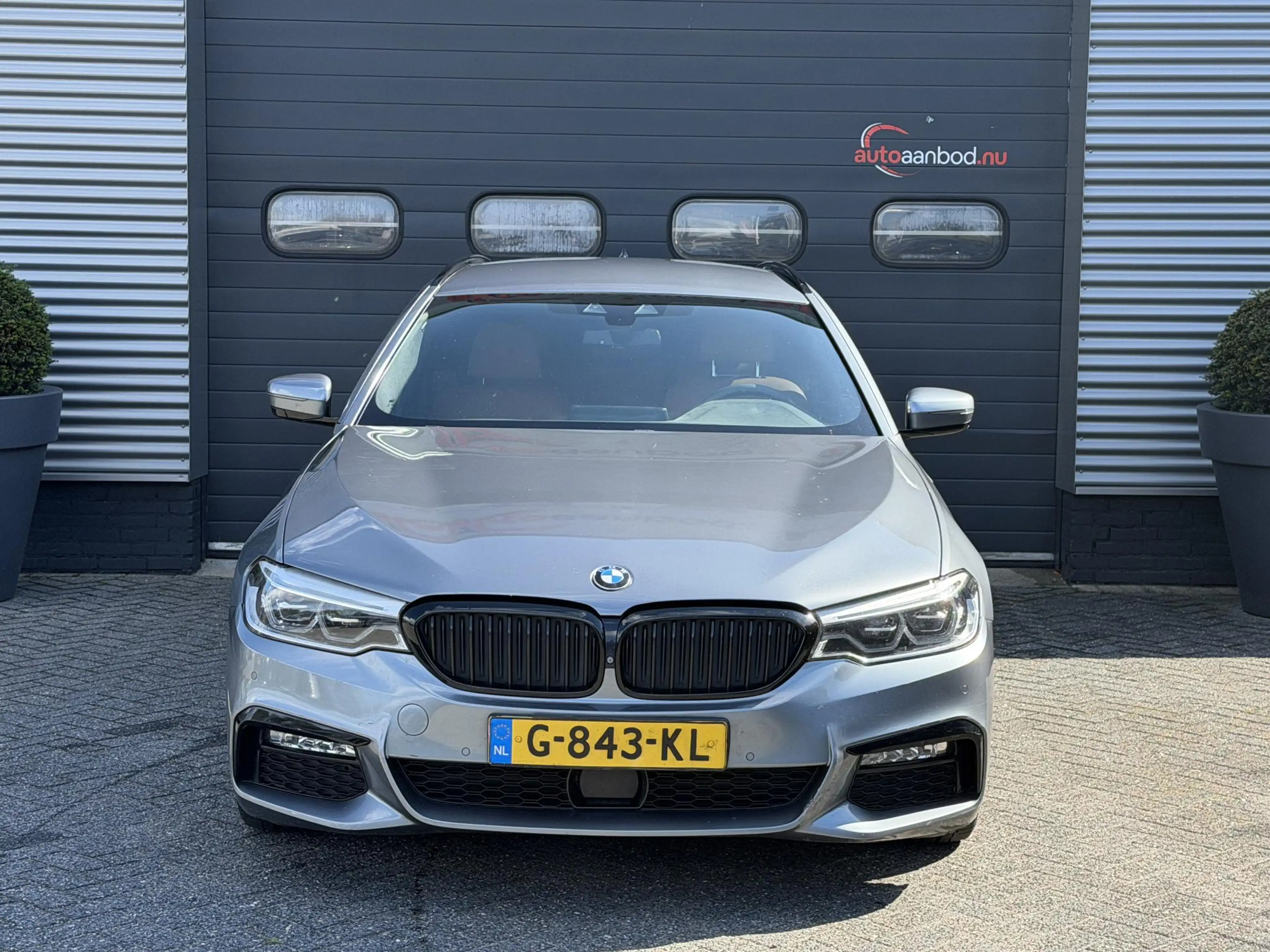 BMW 530 5-serie Touring 530d High Executive M-Sport | 360* — photo 5