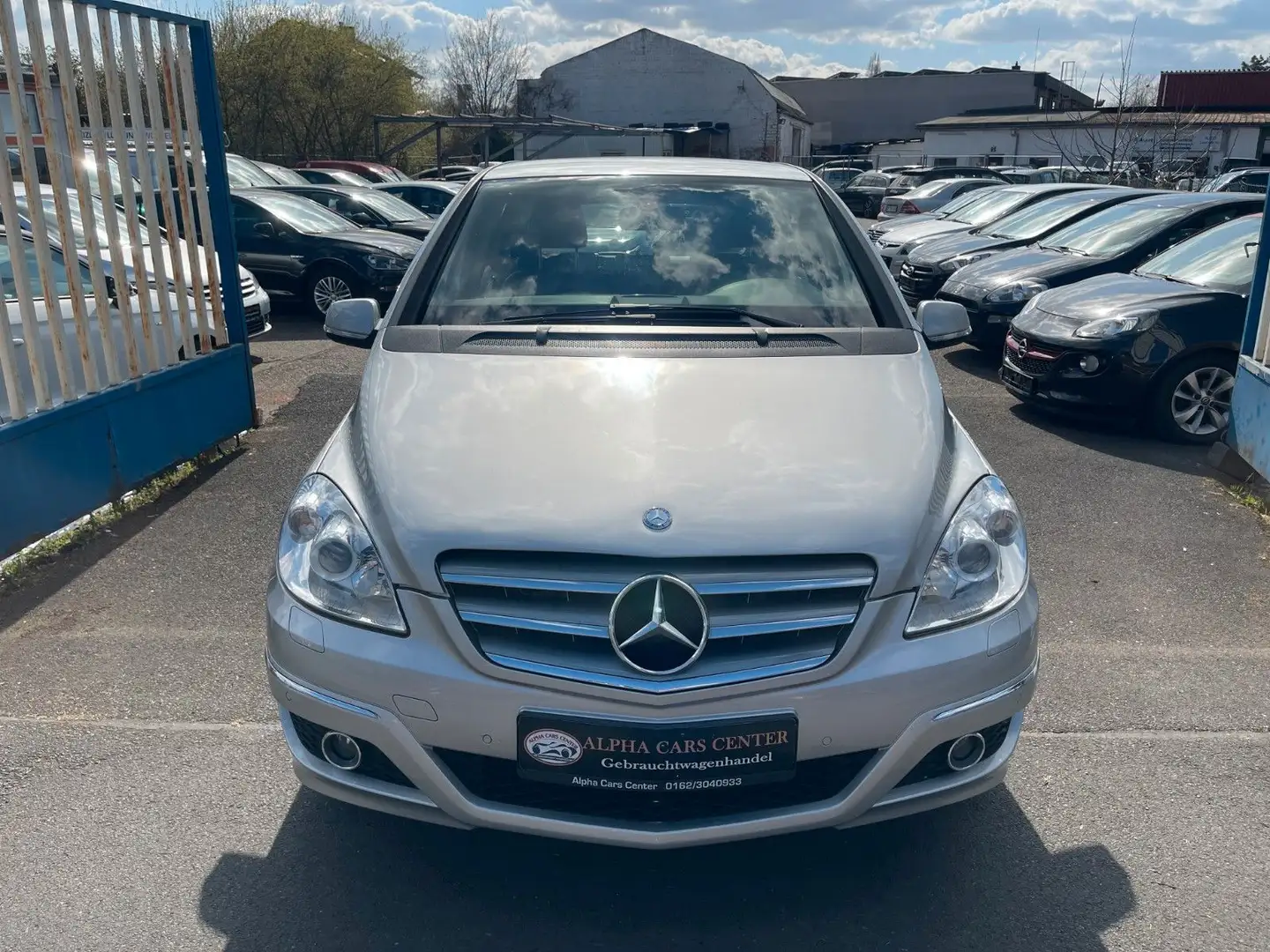 Mercedes-Benz B 200 Automatik*Klima*Inspektion*TÜV*LMF Argent - 2