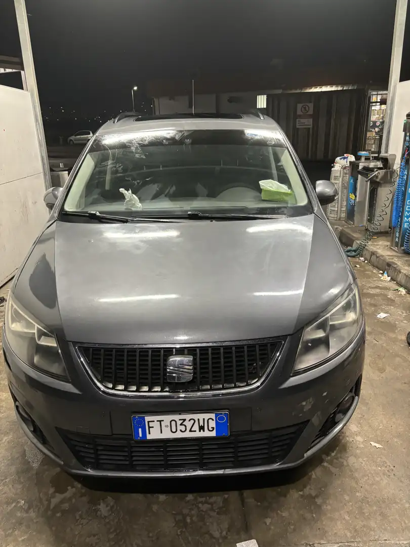SEAT Alhambra 2.0 tdi cr Reference dsg Gris - 2