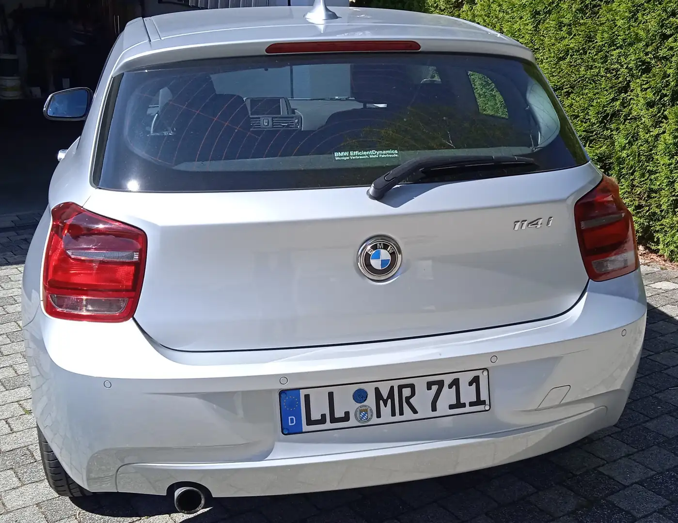 BMW 114 114i; Garagenwagen, Glaciersilver Metallic Srebrny - 2