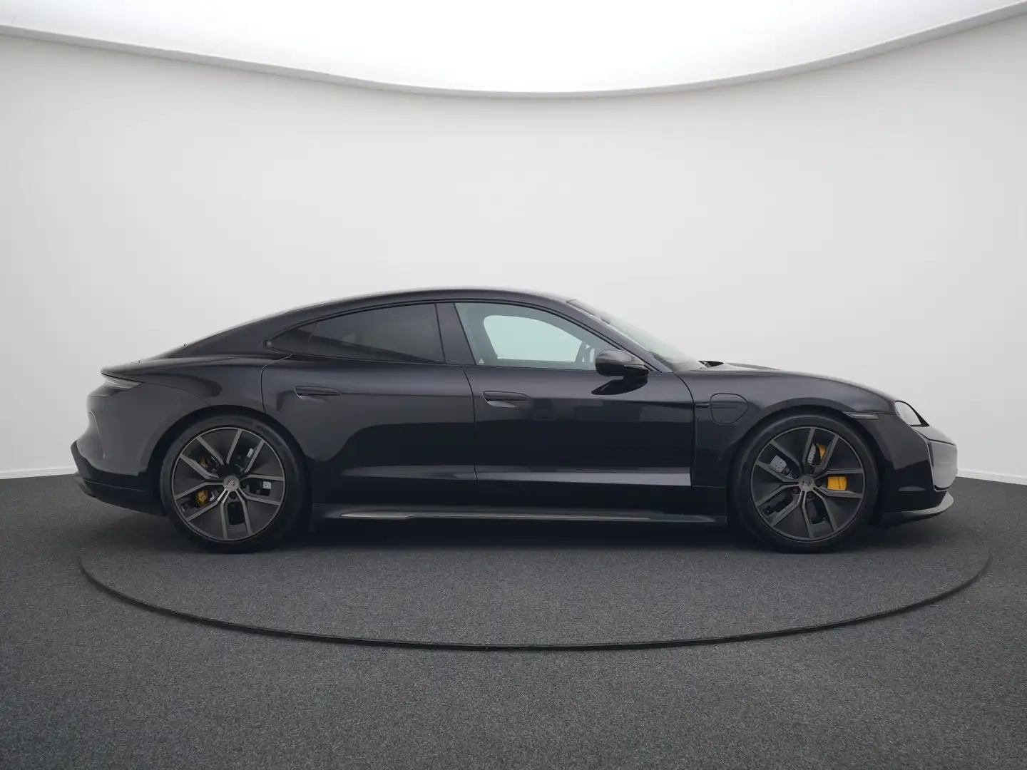 Porsche Taycan Turbo S Noir - 2