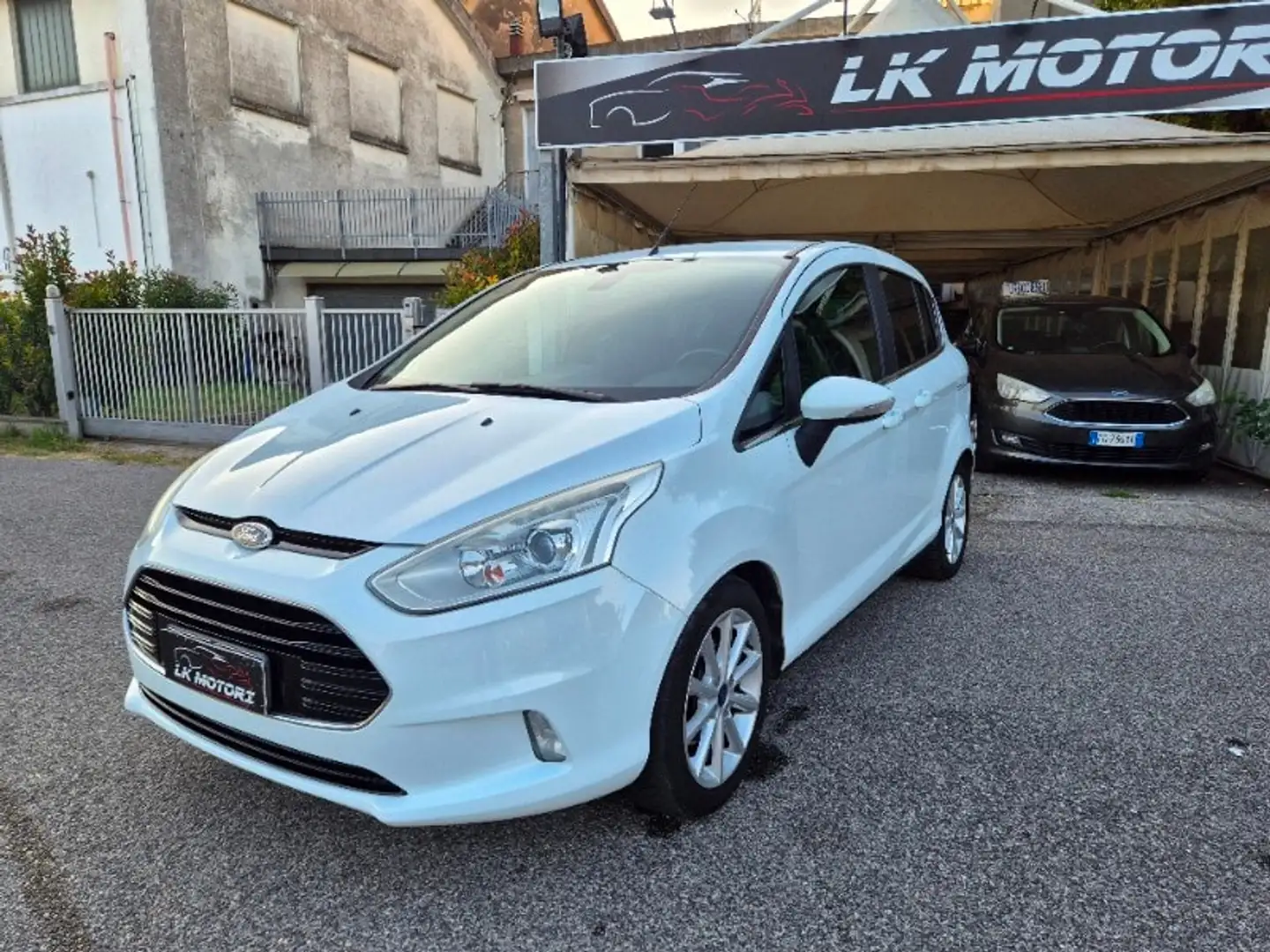 Ford B-Max B-Max 1.5 TDCi 75 CV Plus Weiß - 2