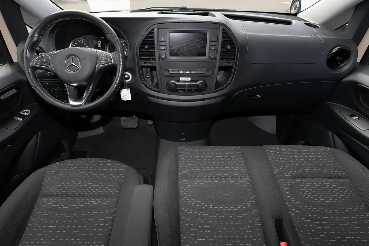 Mercedes-Benz Vito 114 Tourer TAXI RüKam+AHK+Schiebet.li+Aud40 4