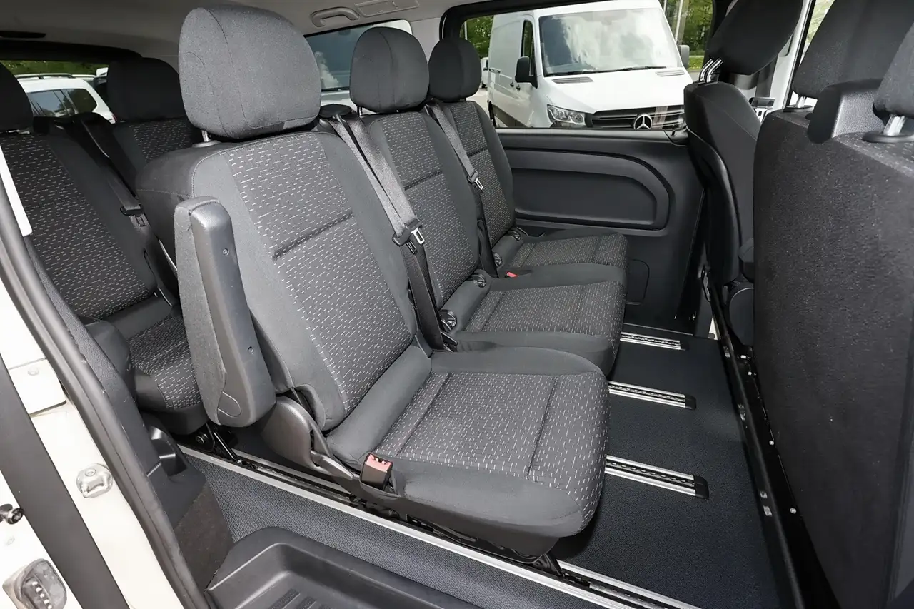 Mercedes-Benz Vito 114 Tourer TAXI RüKam+AHK+Schiebet.li+Aud40 6