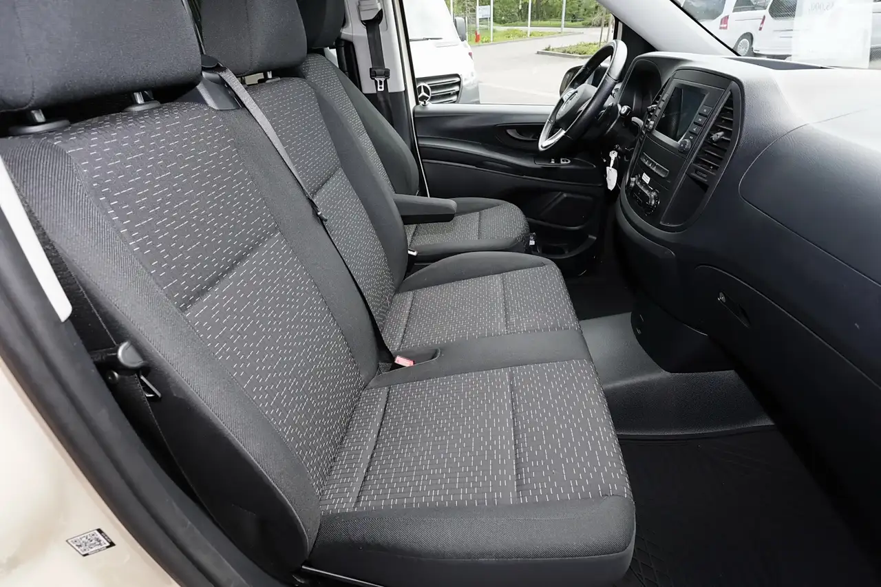 Mercedes-Benz Vito 114 Tourer TAXI RüKam+AHK+Schiebet.li+Aud40 3