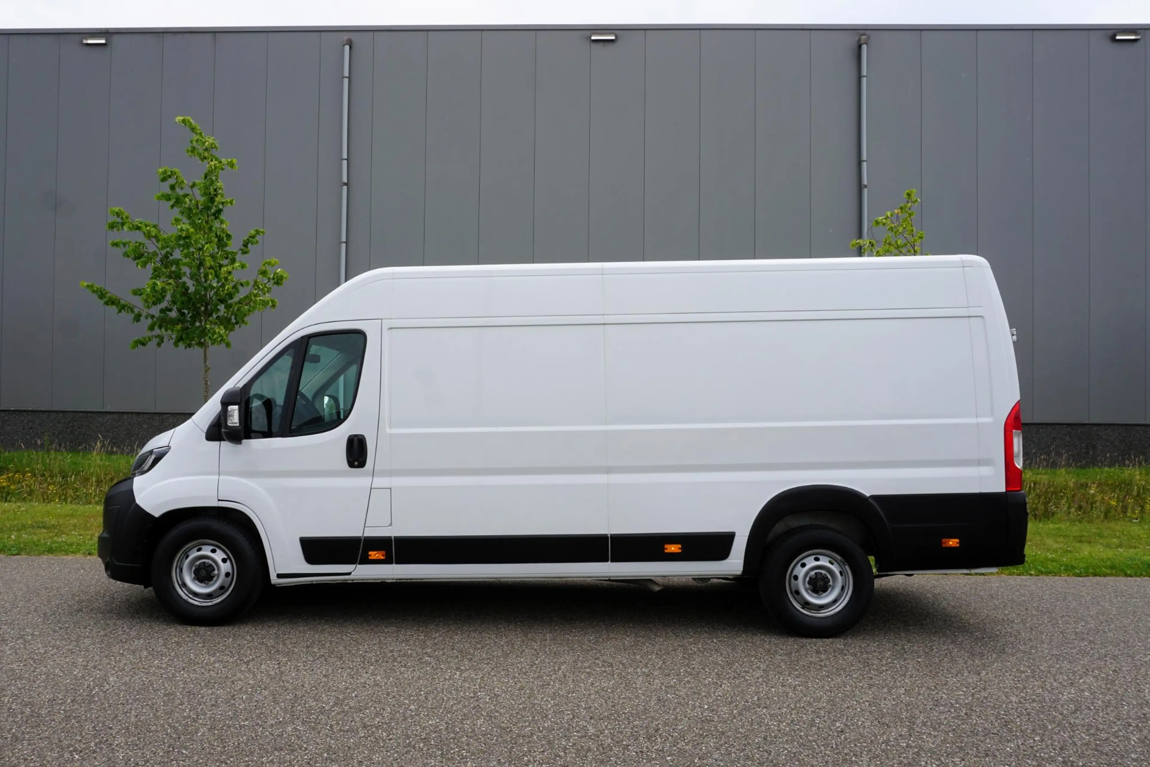 Peugeot Boxer 2.2 BlueHDi 180 L4H2 3.5t 180 pk |Automaat |Adapti — photo 5