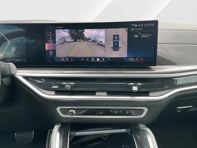 BMW X6 view 10